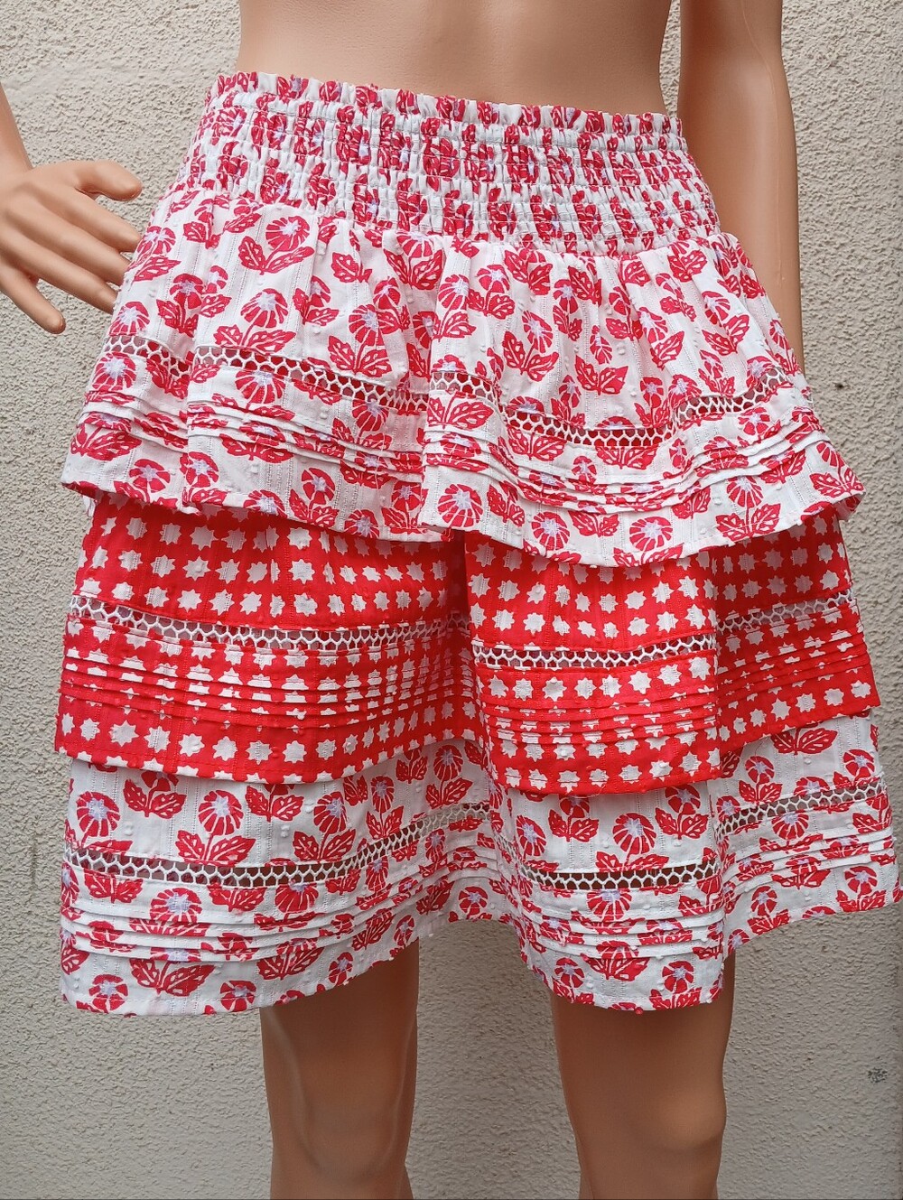 Roller Rabbit Red White Floral Tiered Ruffle Mini Skirt L